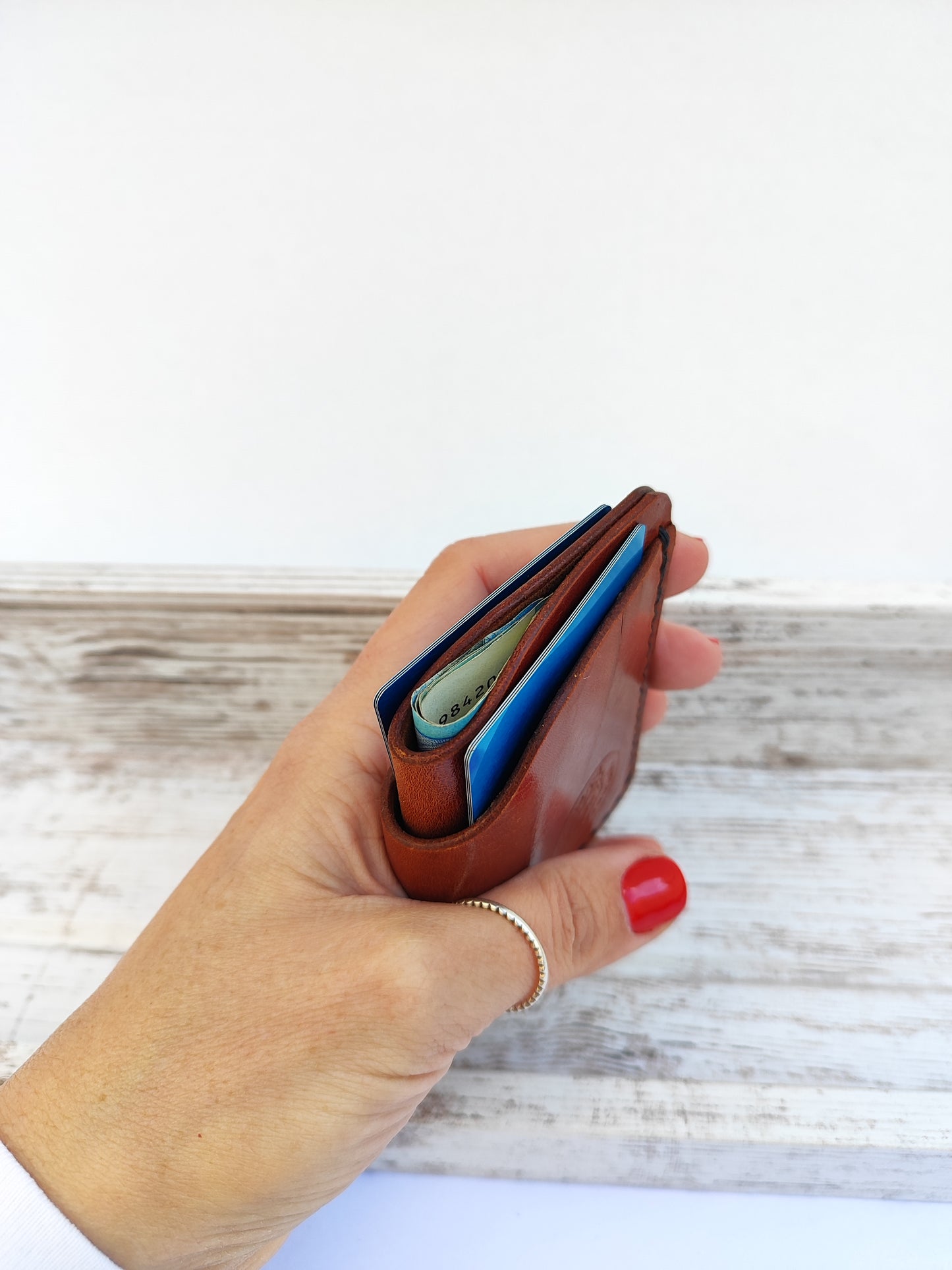 Hobbit δερμάτινο πορτοφόλι ''καφέ με μαύρη κλωστή''