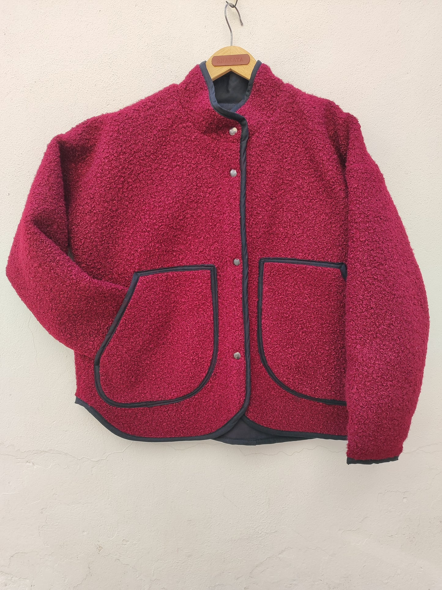 Χειροποίητο τζάκετ - μπορντό μπουκλέ.