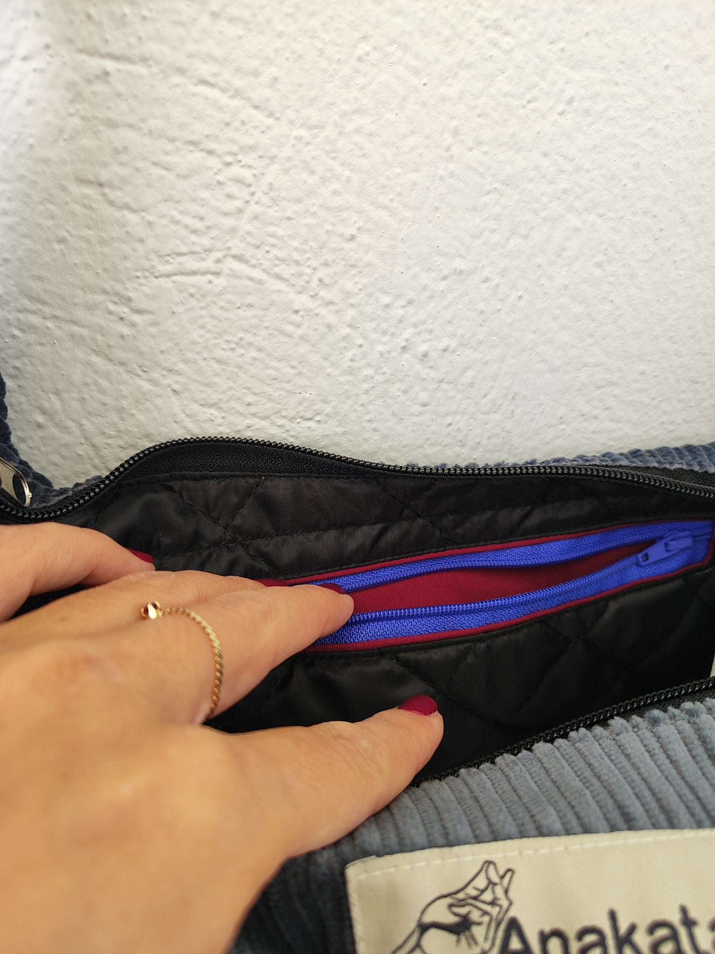 Τσάντα ''κρουασάν'' , ραφ κοτλέ, τσάντα ώμου ή χιαστί.