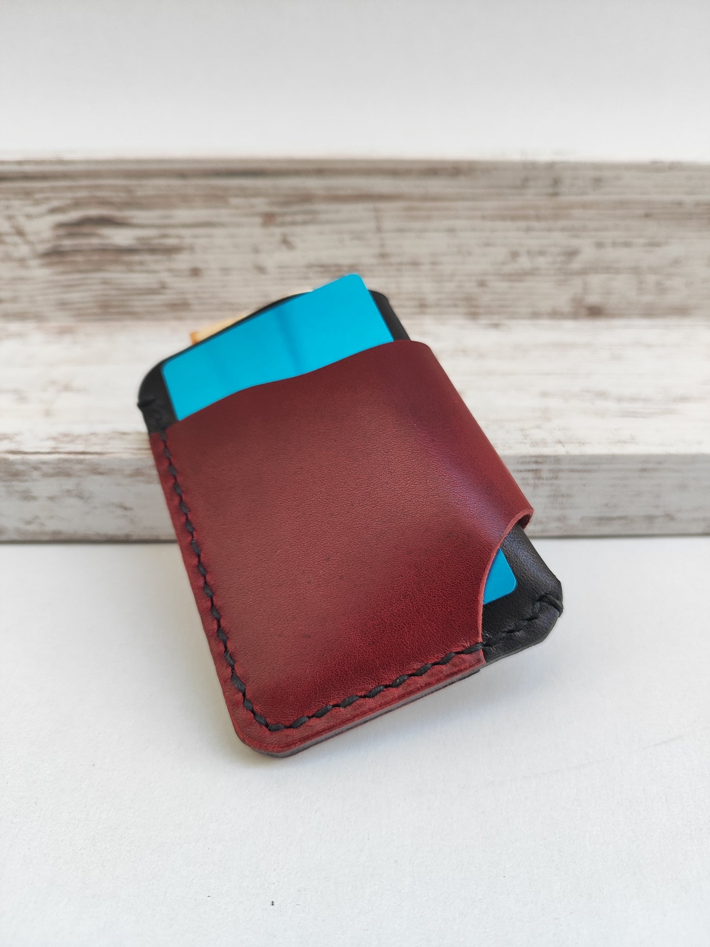 Hobbit δερμάτινο πορτοφόλι '' μαύρο με μπορντώ''