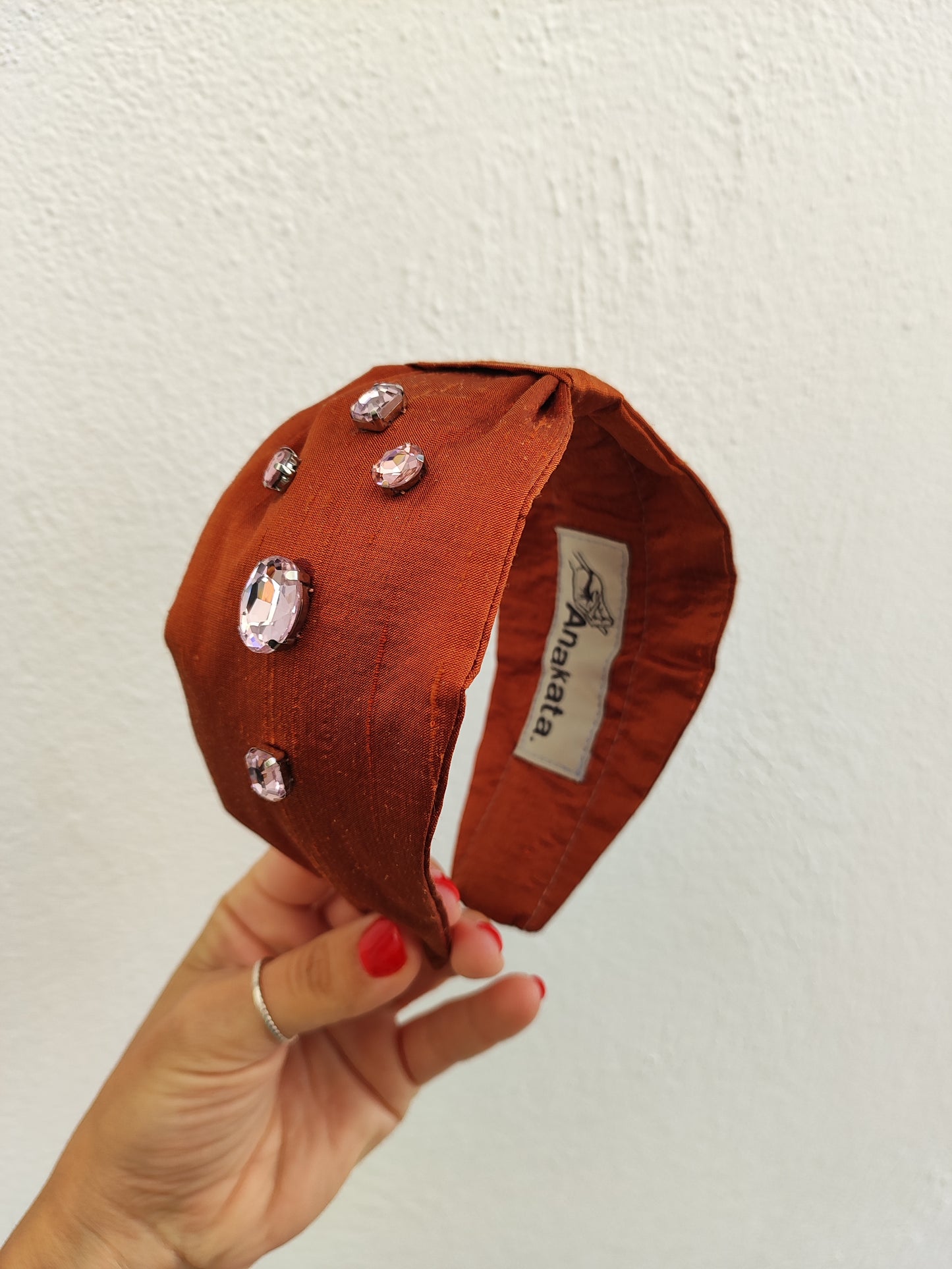 Χειροποίητη στέκα μαλλιών - κεραμμυδί κεντημένη  με ροζ στρας