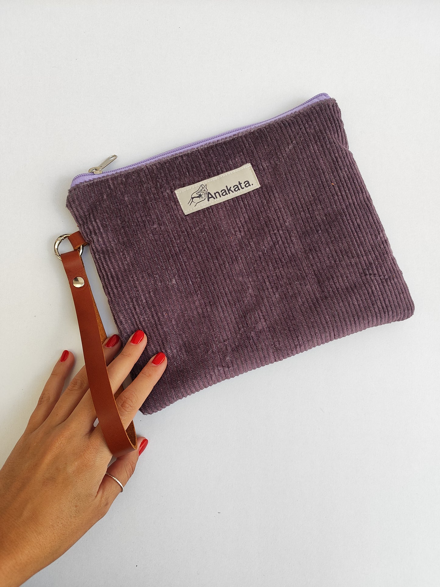 Χειροποίητο αφράτο τσαντάκι με φερμουάρ ''μωβ κοτλέ''