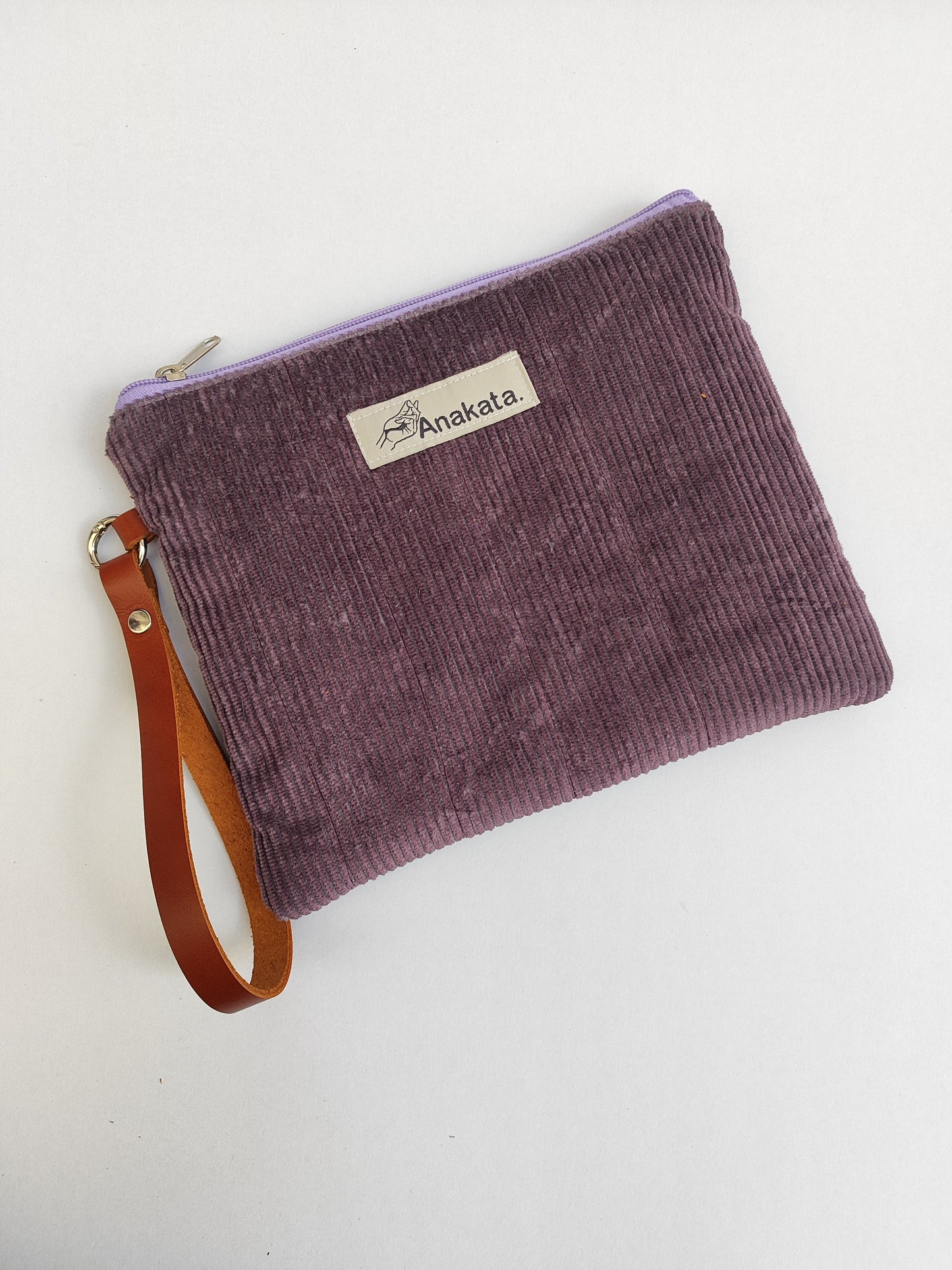 Χειροποίητο αφράτο τσαντάκι με φερμουάρ ''μωβ κοτλέ''