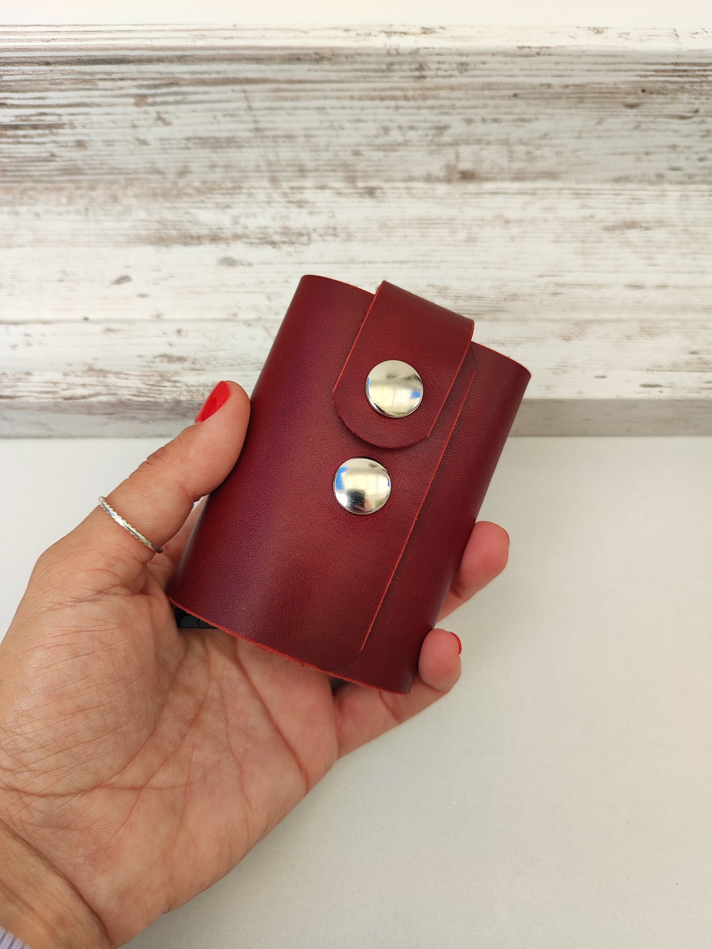 ''James Bond'' χειροποίητο δερμάτινο πορτοφόλι - μπορντό.