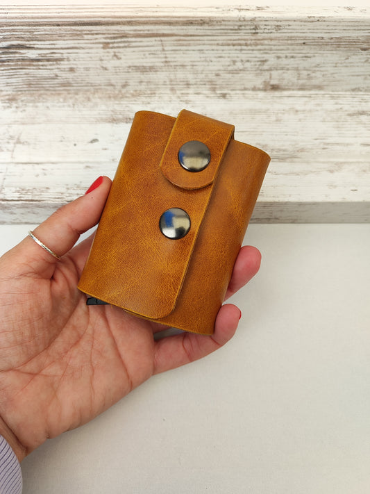 ''James Bond'' χειροποίητο δερμάτινο πορτοφόλι -ταμπά.