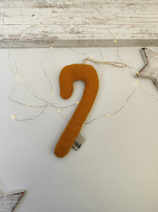 Χριστουγεννιάτικο υφασμάτινο στολίδι - μουσταρδί γλυφιτζούρι.