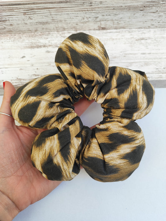 Λουλουδένια scrunchies ''λεοπάρ''