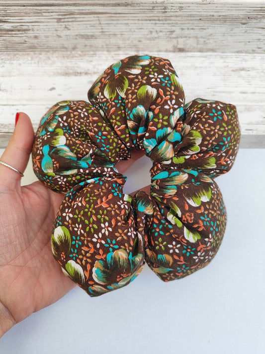 Λουλουδένια scrunchies ''καφέ φλοράλ''