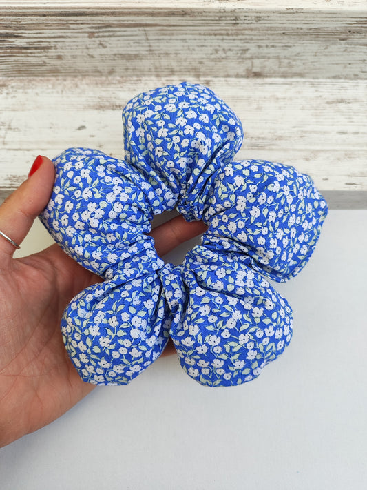 Λουλουδένια scrunchies ''μπλε φλοράλ''