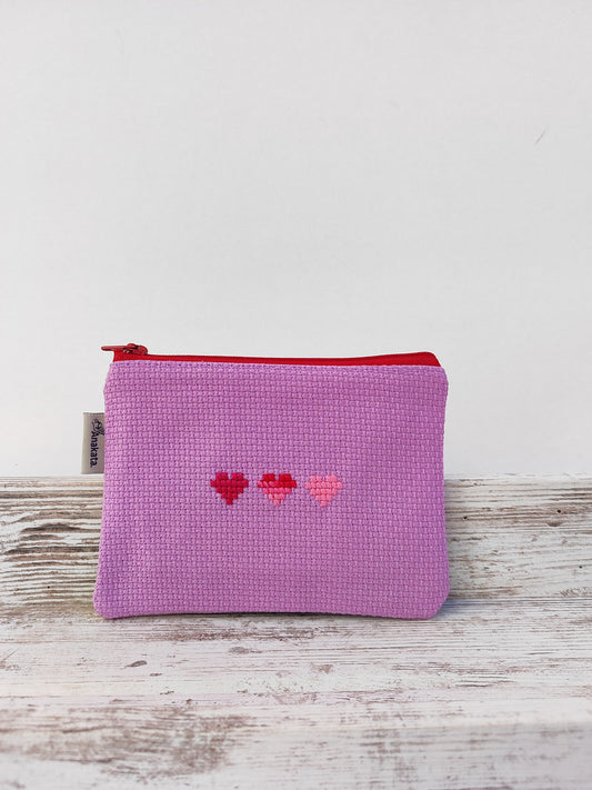 Μικρό κεντημένο πορτοφολάκι - μωβ με καρδιές