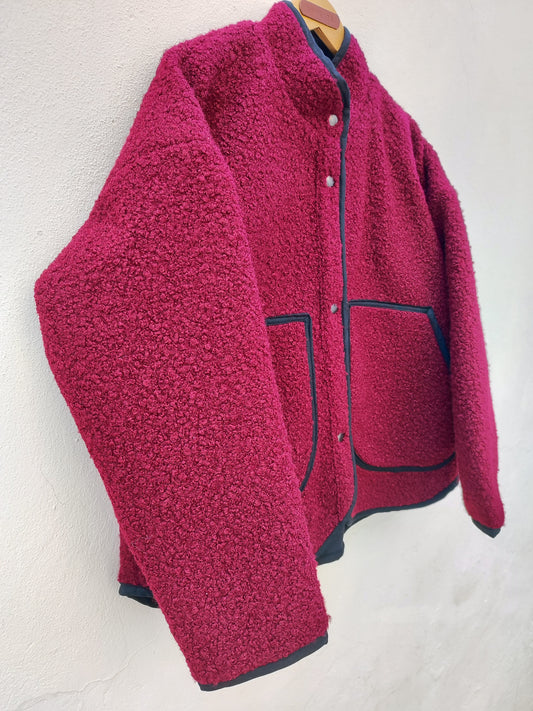 Χειροποίητο τζάκετ - μπορντό μπουκλέ.