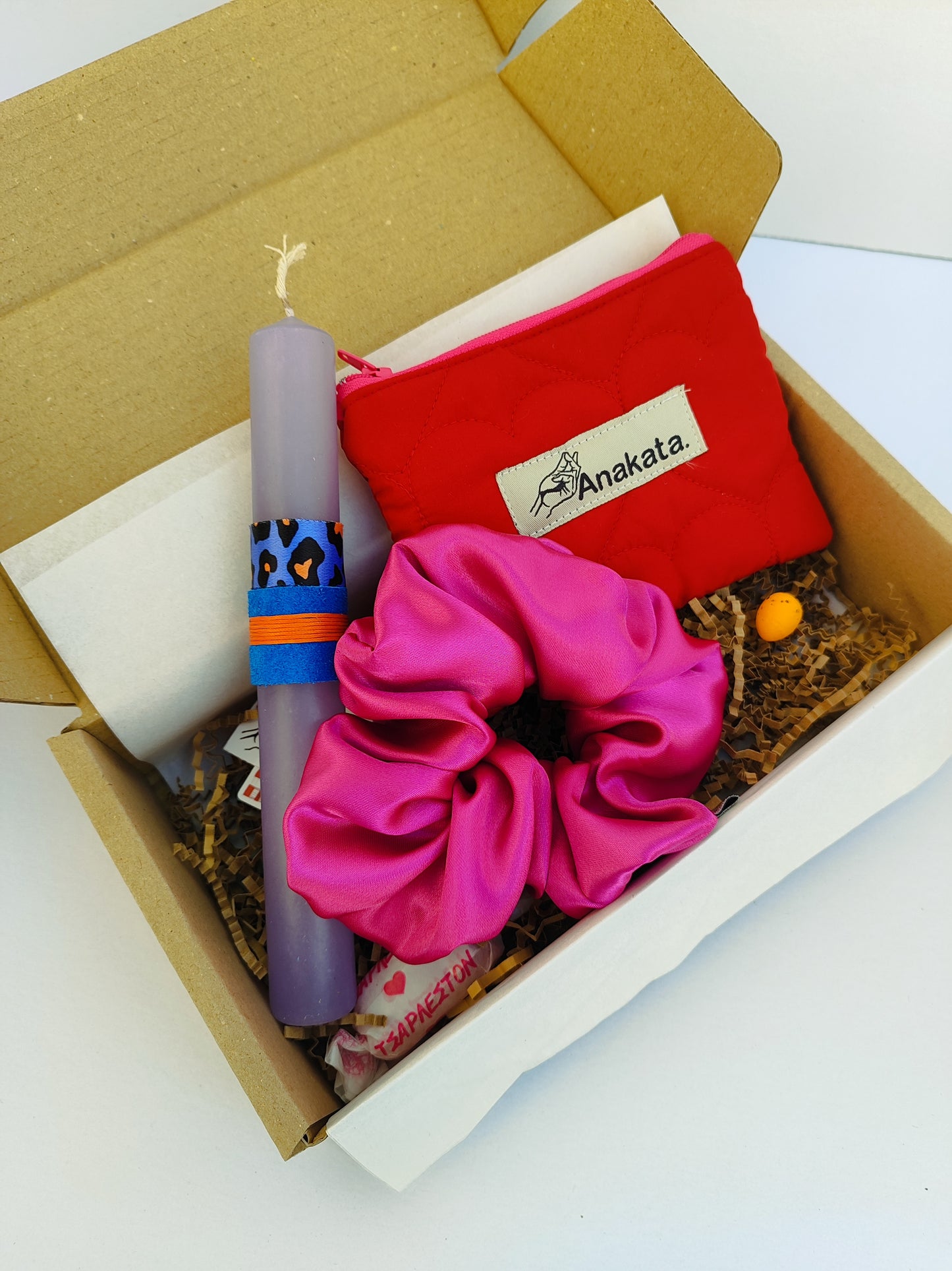 Πασχαλινό gift box ''λαμπάδα, zero waste πορτοφόλι  και σατέν φρου φρου''